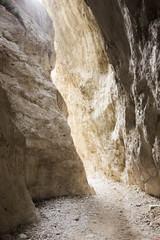 Gole di Fara San Martino, Abbazia di San Martino in Valle e free climbing