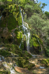 Cascade sur la Vernaison , en Isère , Massif du Vercors , en Royans