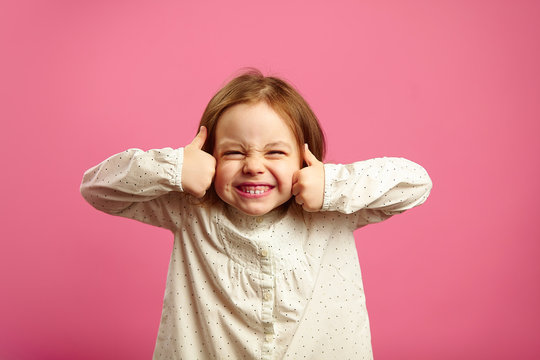 Kid Thumbs Up Images – Browse 56,100 Stock Photos, Vectors, and Video |  Adobe Stock