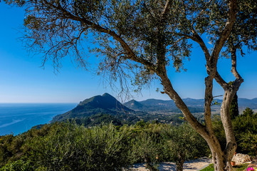 Blick in die Ferne auf Korfu