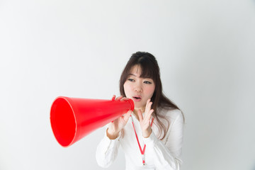 OL・白シャツ・白バック