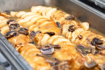 Buffet Chicken with mushrooms
