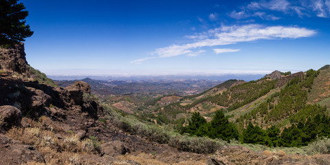 Aussicht über die Berge auf der Kanarischen Insel Gran Canaria