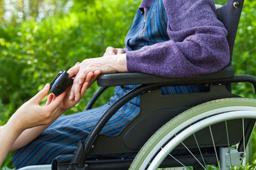 Obraz premium Measuring heart rate outdoor