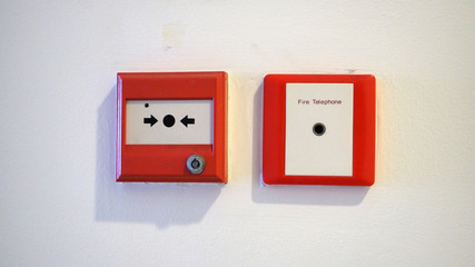 Reset table Manual Call Point and Fire alarm and telephone equipment use warning when on fire for emergency alert and security evacuation.