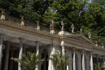 Fototapeta premium Mill Colonnade (Mlýnská kolonáda) in Carlsbad (Karlovy Vary), Czech Republic