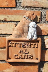 Schild Hundewarnung