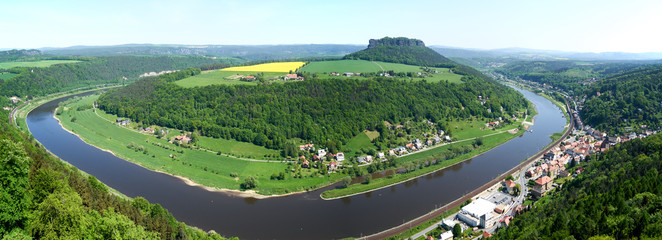Panorama Blick vom Königstein auf die Elbe und den Lilienstein © Rolf Dräger