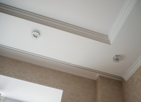 Ceiling repair, plasterboard ceiling and lamps