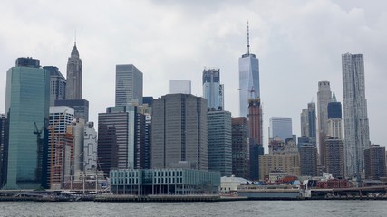 Fototapeta na wymiar Stadtpanorama von New York, Skyline, Blick auf Hochhäuser