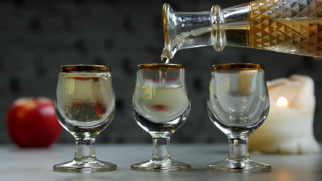 Consommation de spiritueux, eau de vie et liqueur  