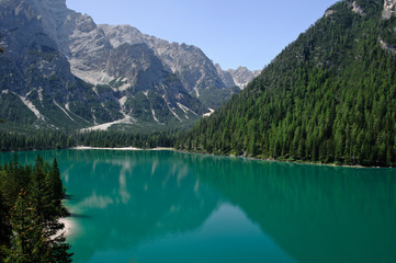 Obraz na płótnie Canvas Pragser Wildsee in Südtirol