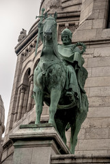 Obraz premium Statues in Paris France