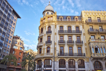 Fototapeta na wymiar Sunset in the town hall square of Valencia.