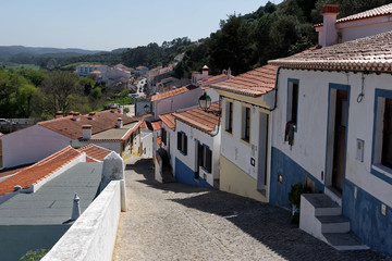 Fototapeta na wymiar Ruelle de la ville d’Aljezur, Algarve, Portugal