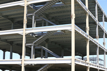 Naklejka premium The steel frame structure under construction