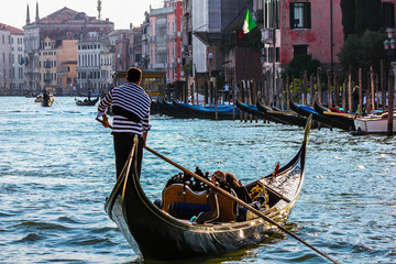 Fototapeta na wymiar Venice Buildings and Boat Traffic