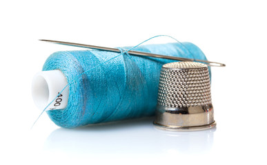 Thread with needle and thimble