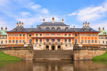 Fototapeta na wymiar Schloss Pillnitz, Dresden, Deutschland