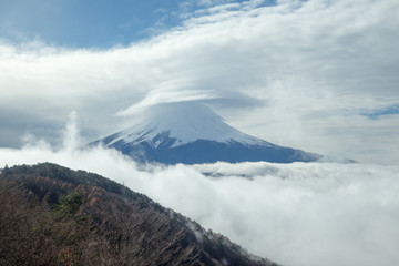Fototapeta na wymiar Mount Fuji on cloudy days - Top view from mount.