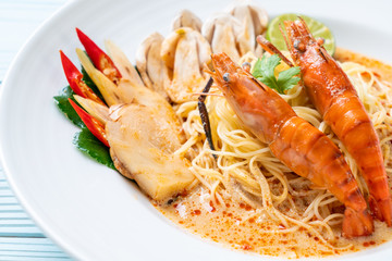 spicy shrimps spaghetti pasta (Tom Yum Goong)