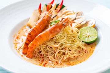spicy shrimps spaghetti pasta (Tom Yum Goong)
