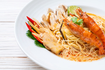 spicy shrimps spaghetti pasta (Tom Yum Goong)