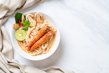 spicy shrimps udon ramen noodle (Tom Yum Goong)