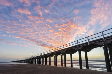 Urangan Pier Sunrise, Australia - obrazy, fototapety, plakaty