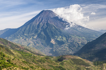 Naklejka premium Volcano Tungurahua, Ecuador / Volcano Tungurahua in the Andes near the town of Banos, Ecuador.