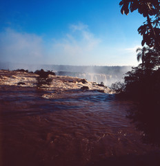 Brasilien / Iguaçu - Eine Reise zu den Iguazú-Wasserfällen, Brasilien 1980er Jahre. A trip to the Iguazu Falls, Brazil 1980s.