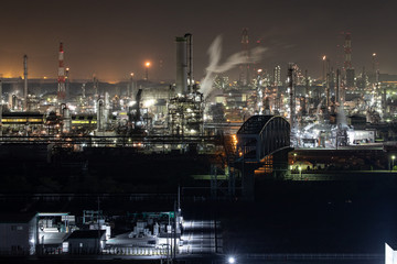水島コンビナートの夜景-日本を代表する重化学コンビナート-