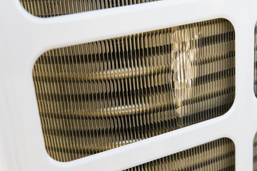 Cooling ribs at the air conditioner damaged.