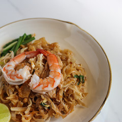 Fried noodle Thai style with prawn