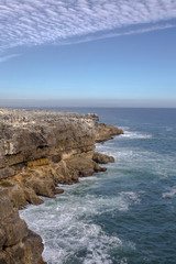 scogliera oceano portogallo