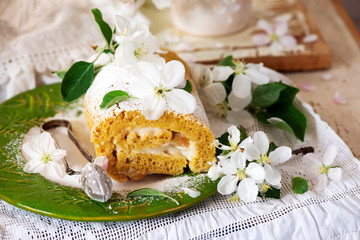 Cinnamon Apple Cake Roll with cream cheese