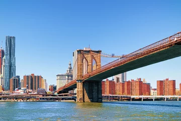 Fototapeten Brooklyn-Brücke über den East River © Roman Babakin