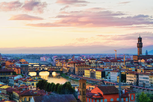 Ponte Vecchio bridge in Florence sunset