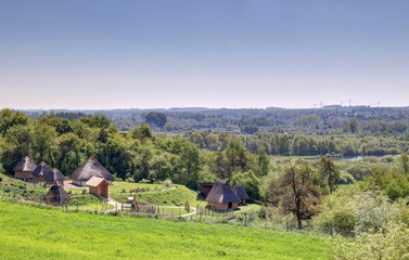 village et habitats préhistoriques