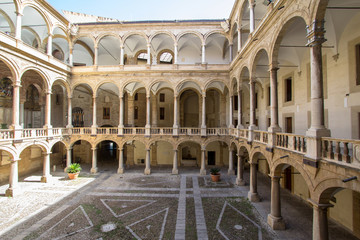Courtyard of Palazzo Reale in Palermo, italy - obrazy, fototapety, plakaty