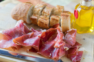 Serrano Ham with Olive oil