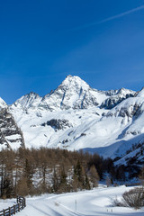 Fototapeta na wymiar Mt. Grossglockner in winter