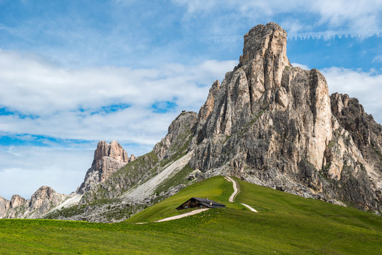 Giau Pass, Dolomites mountain