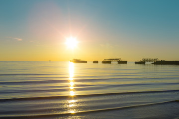 Obraz premium The Gulf of Finland, the bay Batareynaya, sunset