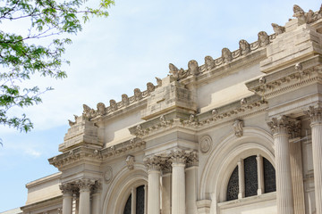 Fototapeta na wymiar Upward view of architectural detail of the Metropolitan Museum of Art