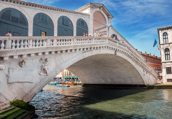 Fototapeta na wymiar le pont Rialto à Venise