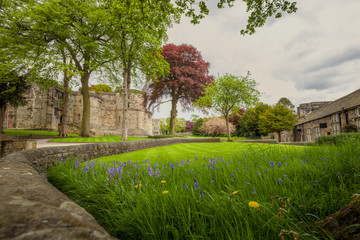 Medieval Skipton Castle.It was built in 1090 by Robert de Romille, a Norman baron, and has been preserved for over 900 years