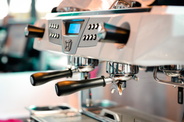 Automatic coffee machine