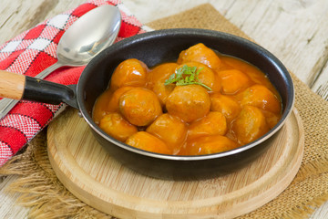 boulettes  à la tomate