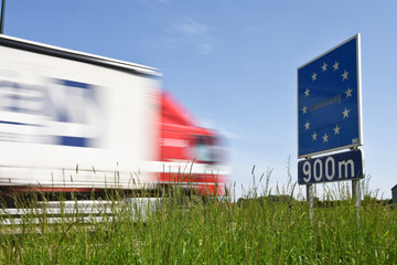 Frontiere pays europe panneau signalisation luxembourg - obrazy, fototapety, plakaty